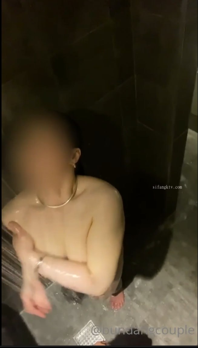 换偶哥哥们喜欢看，那就多看看，我这还有好多。